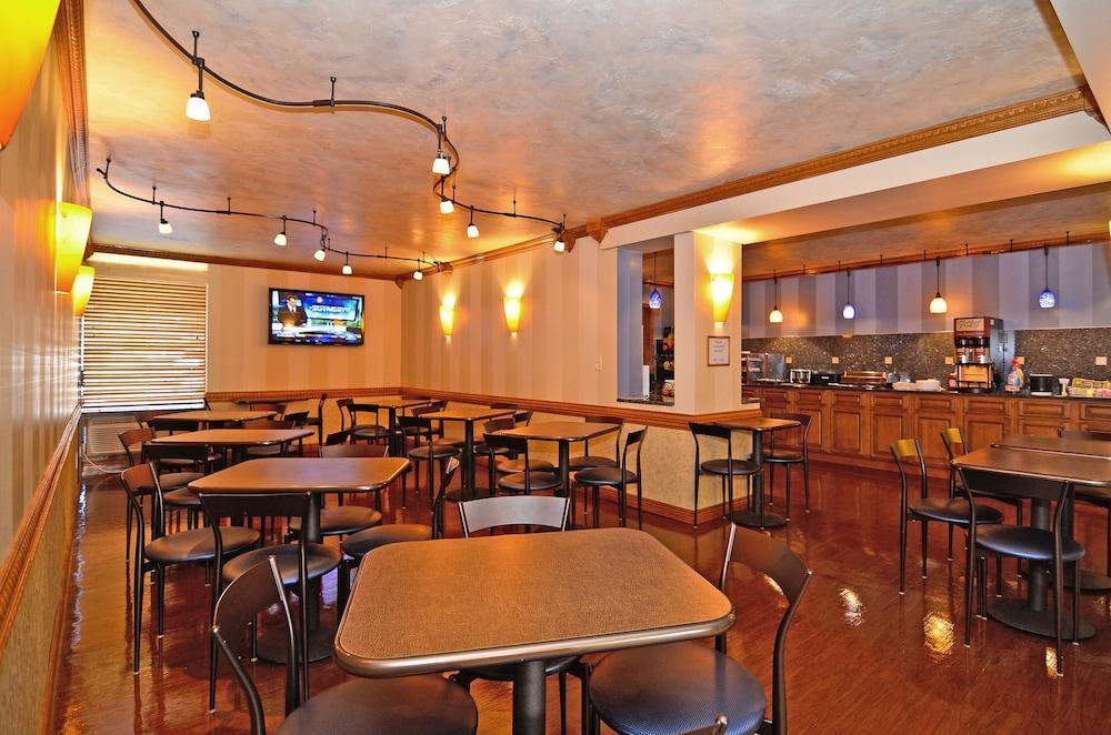 Baymont By Wyndham Johnson City/Binghamton מראה חיצוני תמונה