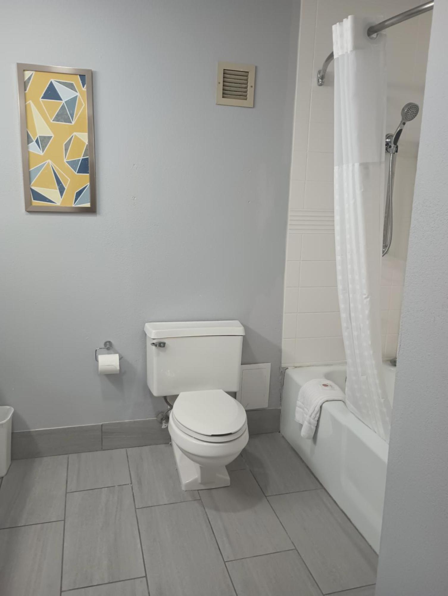 Baymont By Wyndham Johnson City/Binghamton מראה חיצוני תמונה