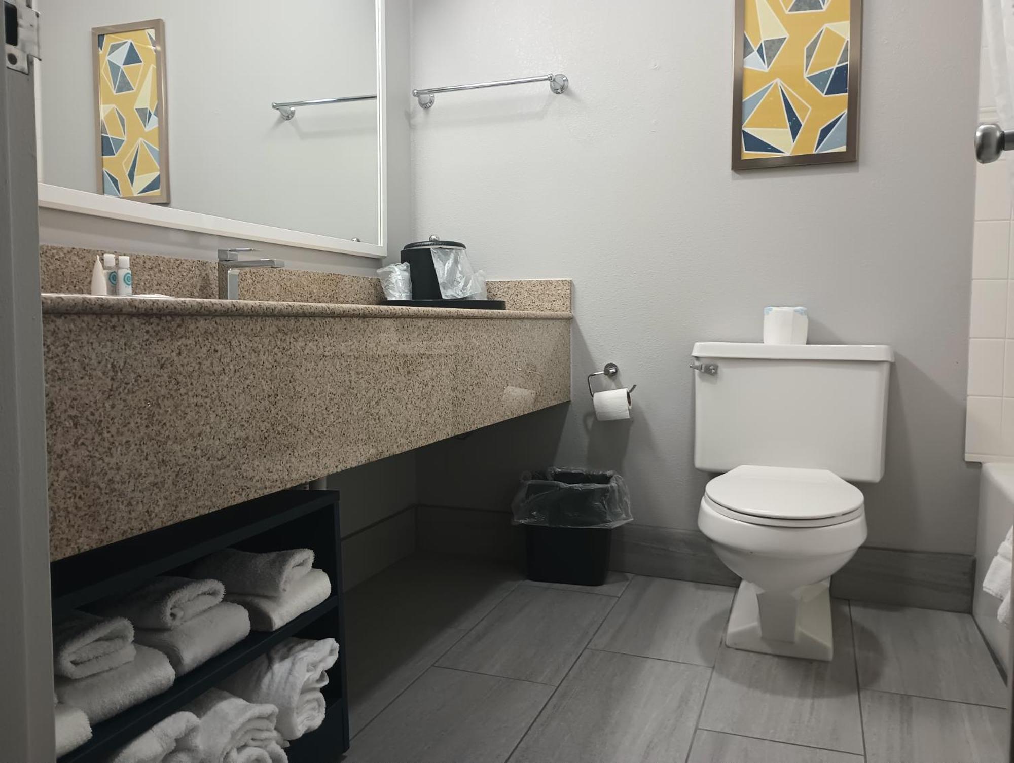 Baymont By Wyndham Johnson City/Binghamton מראה חיצוני תמונה